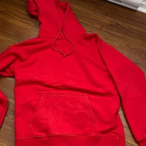 OVERSIZED Red TNA aritzia hoodie. Size xs/s
